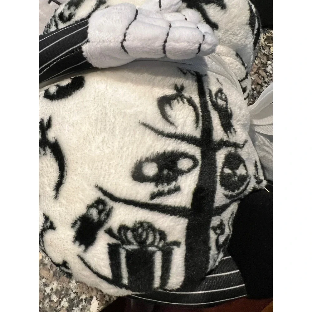 NWT Disney Nightmare Before Christmas Jack Skellington Plush Buddy and Throw Set